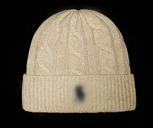 Nuevo diseñador de invierno Gorros de punto Equipos Béisbol Fútbol Baloncesto Gorros Gorras Mujeres y hombres Moda Top Caps d1