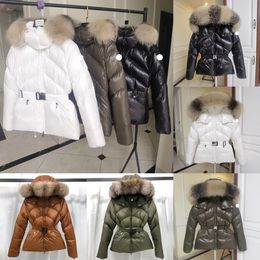 Nieuwe Winter Puffer Jas Dames Donsjacks Echte bontkraag Jassen Geborduurde badge met capuchon Mode Warme Parka's Designe Damesriem Bovenkleding Grote zakkleding