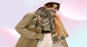 Nouvelle écharpe hivernale Lady Fashion Châle chaude Femmes039s double cachemire épaisse féminine pashmina couverture Foulard Imprimé Bandana 207730974