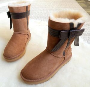 Botas de nieve de invierno Botas de nieve clásica Boot de lazo de la proa del arco caliente Bownot Zapatos Rojo Black Tamaño 36-40 para hembra