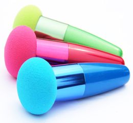 Nuevos pinceles de cuidado de mujeres Fundación de crema Maquillaje Cepillos de maquillaje cosmético Cepillo de esponja líquida Color aleatorio4423568