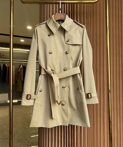 NOUVELLE mode femme Trench-coat Angleterre / coton épais de haute qualité version COURTE ceinturée trench slim / trench femme pour le printemps et l'automne KENS450 taille S-XXL