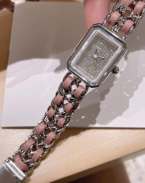 Nuevas mujeres Full Diamond Reloj de cuarzo Rectángulo Boyfriend Premiere Relojes Vintage Two Row Pink Leather Reloj de pulsera Pulsera tejida Lady Boy-Friend Reloj 26 mm
