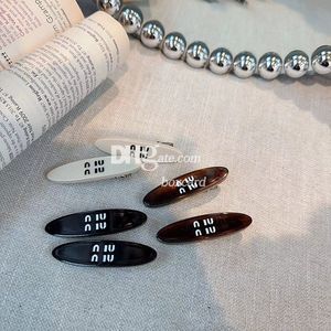 Nieuwe vrouwen haarclips brief barettes haarspelden naadloze barettes duckbill -clips voor dagelijkse outfit