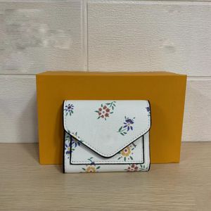 Nieuwe dameszak Wildflowers Kleine Daisy Short Wallet Multi-Card Multifunction Card Bag Tag Tag 288Z