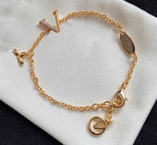 Nouveau Bracelet de créateur pour femmes, luxe, diamant, breloque, mode, pendentif lettre V, bijoux en or