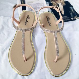 Nouvelles sandales plates pour femmes strass clip t-type mode chaussures décontractées femmes boucle sandales de plage dames string chaussure femme été Y0608