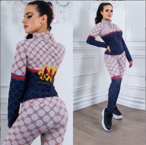 Nouvelle marque de sport féminin Mode Fashion Fashion Sportswear Sportswear 2 pièces Designer Sportswear J2895