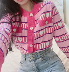 NUEVOS suéteres de mujer estilo corazón color a juego Diseñador paris Moda mujer Simple Casual cardigans longitud corta rosa slim fit lana kit femenino