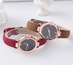 NIEUWE Women Simple Watch Fashion Polship Leer Leather Analog Quartz horloges rond Crystal Rhombus Ladies Clock voor cadeau8934386