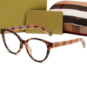 Nouvelles femmes lunettes de soleil cadres designer mode plein cadre couleur claire lunettes décoratives prescription personnalisée lentilles optiques ordinateur250F