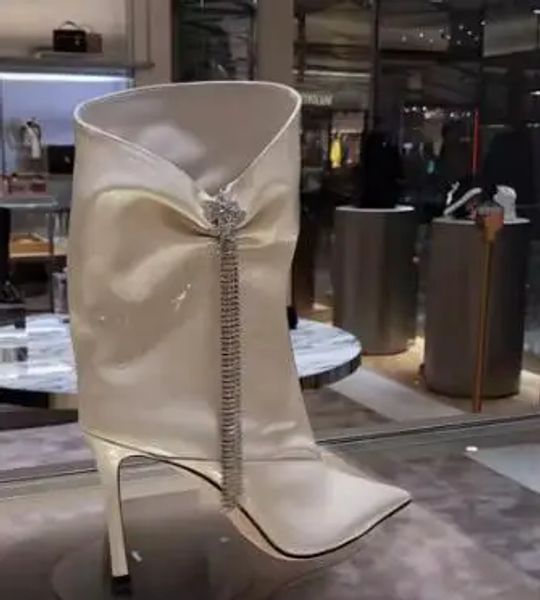 Nouvelles femmes blanc noir brillant cuir verni Bling cristal étoile strass frangé bout pointu talons fins plissés mi-mollet bottes