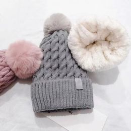 Chapeaux chauds en laine pour femmes, résistants au froid, à l'intérieur, de marque, tricotés, pour loisirs, Ski, chapeau en laine avec Logo, nouvelle collection hiver