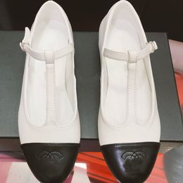 Nouvelles chaussures habillées de marque célèbre pour femmes Designer de luxe Classique Double Lettre T-Band Mary Jane Chaussures Fond Plat Anti Diapositives Dames Élégantes Ballerines Desig Chaussure