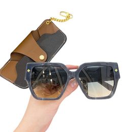 Neue Rendez Vous Cat-Eye-Sonnenbrille für Damen, quadratisches Cat-Eye-Acetat, klassisches Monogrammmuster, breite Bügel mit Originalverpackung Ho190e