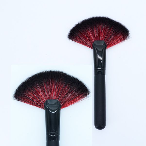 Nouvelle poignée en bois maquillage de maquillage pour débutants long bar à blush brosse brosse brosse