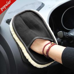 Nieuwe wolwashandschoenen Auto-wiping waxhandschoenen Schone gepolijste auto-artikelen Fluffy Bear Paw Beige