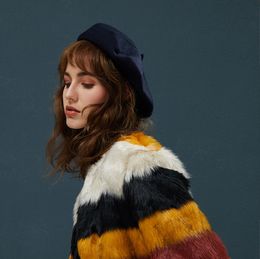 Nouvelle laine en tricot bérets femmes chapeaux d'hiver