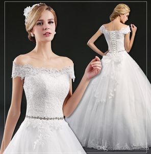 Nouveau mot épaule manches en dentelle robes de mariée Qi taille haute automne et hiver appliques licou sangle robes de jardin blanches DH078