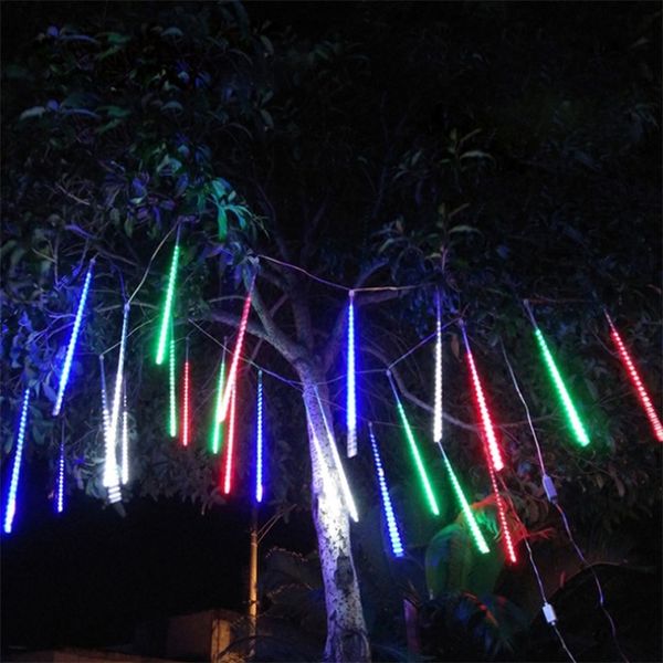 Año nuevo 30 cm 50 cm Lluvia de meteoros al aire libre Lluvia 8 tubos LED Luces de cadena a prueba de agua para la decoración del banquete de boda de Navidad Y201020