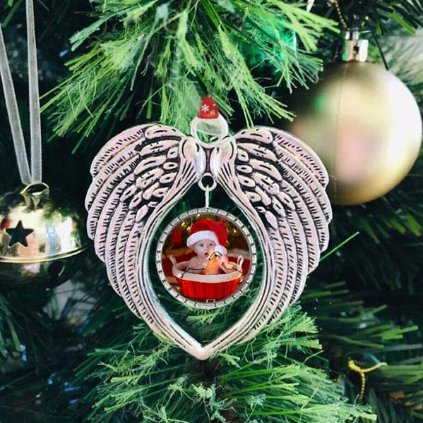 Cinta de año nuevo Alas de ángel Colgante de Navidad Foto Una pieza de mi corazón está en el cielo Adornos de árbol de Navidad Regalo Decoración de pared para el hogar con cuerda roja