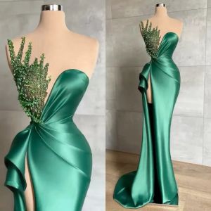 Robes de soirée sirène vert chasseur du nouvel an pour femmes africaines, longues et sexy sur le côté, fente haute, perles brillantes, sans manches, illusion de fête formelle, robes de bal