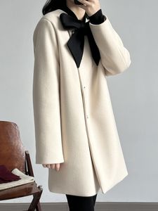Manteau en laine avec nœud de couleur contrastée, petit vent parfumé du nouvel an, manteau d'hiver en duvet