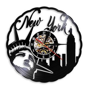 NEW YORK City Vinyl Enregistrement mural Horloge USA Statue de Liberty Vintage Voyage Gift Wall Suspension Décor Montre avec Couleur Dos Light X0726