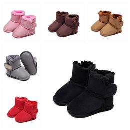 Nouveau-né bébé First Walkers chaussure Bottes de neige chaudes Marque Enfants infantile Baskets confortables Designer Tissu en coton Toddler Rouge noir Gris Respirant Garçons Filles Baskets