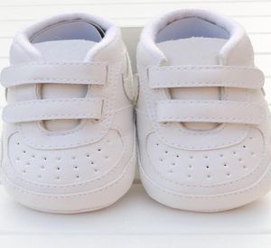 Pasgeboren baby First Walkers schoenen Spring herfst jongens meisjes kinderen kinderen baby peuter klassieke sport sneakers zachte antislip schoenen6513075