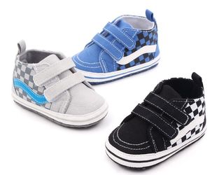 Pasgeboren babyschoenen klassieke sport sneakers casual schoenen zachte zool prewalker peuter first walkers 0-18m