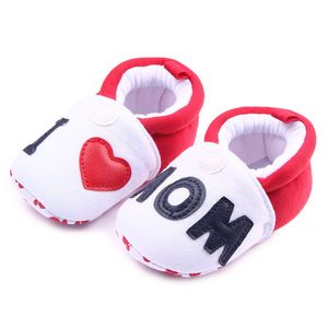 Pasgeboren eerste wandelaars babyschoenen schattig kinderen meisje ronde teen flats zachte slippers schoenen ik hou van mama/papa