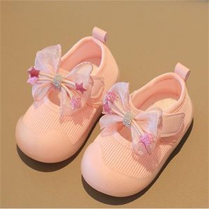 Pasgeboren babyschoenen eerste wandelaars Kids Girls Princess Soft Soled Crib Footwear Prewalkers Toddler Infant Sneakers