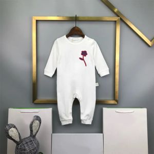 Vêtements pour nouveau-nés Bébé Designers 100% coton Barboteuses Enfants Luxe Romper Garçons Filles K Marque Onesies Enfants Mignon Combinaisons Infantile Body