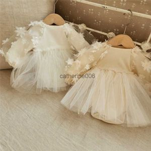 Nouveau-né fille robes printemps mignon bébé porter baptême fête robe de mariée bébé fille barboteuse Infantil princesse baptême vêtements L230625