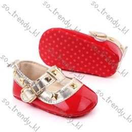 Pasgeboren Volentino First Walkers Baby Shoes Girl Princess Shoes Soft Sole Crib Pu Leather 4 Colors 441