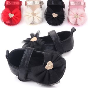 Pasgeborenen mode solide kleur prinses schoenen zachte zolen sneakers 0-18 maanden baby bedschoenen baby wandelschoenen