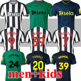 Newcastles NEW CASTLE Voetbalshirts jongens BRUNO G. 23 24 JOELINTON Voetbal T Shirts ISAK NUFC Uniteds MAXIMIN WILSON utds Heren Fans Speler versie S-4XL 88888