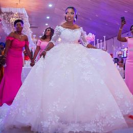 La plus nouvelle Robe De bal africaine Robe De mariée De l'épaule pure 1/2 manches longues élégantes robes De mariée en dentelle Robe De soirée
