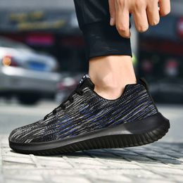 Nieuwste aankomst heren loopschoenen laag-top lace-up lichtgewicht ademend sport dikke bodem mannen mannelijke casual outdoor jogging wandelen