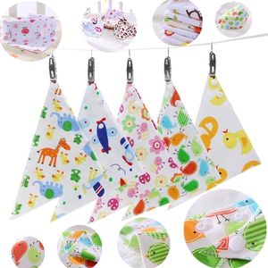 Le plus récent bavoirs pour bébé serviette Triangle Burp Saliva Burp Cloths dessin animé infantile enfant en bas âge Bandana écharpe double couches enfants bavoirs d'allaitement 46 design B0465