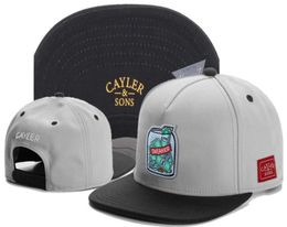 Nieuwste Casual SNEAKER geld dollar Gorras Snapbacks Hiphop sport stijl hoeden Baseball Caps Mannen Vrouwen Petjes cha8844110