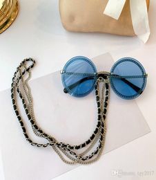 Gafas de sol de color más reciente Cadena redonda de rimpes de rimes UV400 Cadena de perla de cuero de metal de calidad 5022140 Full Case Out8396982