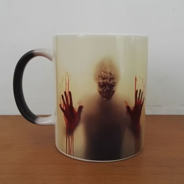 El más nuevo diseño The Walking Dead tazas de café calor que cambia de color taza de té Magic Mug regalo zombie cabeza doble cara de impresión Y200106
