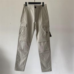 Nieuwste kleding geverfde laadbroek Pocket Pant Outdoor Men Tactical Broken Losse trainingsuitgrootte Topkwaliteit Grootte M-XXL Zwart