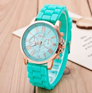 Los más nuevos relojes de Ginebra Números romanos Estilo Caramelo Silicona Goma colorida Moda linda Hombres Mujeres Reloj deportivo
