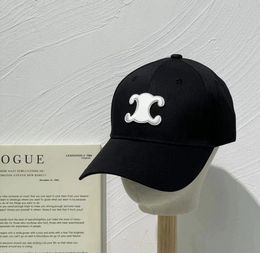 Le plus récent partage pour être partnermens canvas Baseball Caps Designer Chapeaux Chapeaux Ferts Caps Fashion Fedora Letters Stripes Mens Casquette Boneie Hats Snacks C05