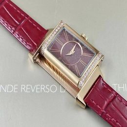 Les plus récentes petites femmes 23x39mm Watch Reverso Ultra Thin Lovers se marient en acier inoxydable Vintage Lady Edition Quartz Girl de haute qualité Wat290Z