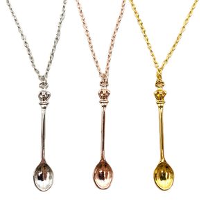 Snuff Snorter Sniffer Power Spoon Mini Thé Cire Huile Scoop Fumée Mode Style Vintage Couronne Inspiré Pendentif En Métal Collier Accessoires Fumeurs