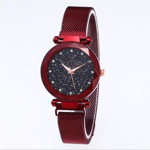 Reloj de diamantes de estilo más nuevo con esfera de cielo estrellado, hermoso reloj de cuarzo para mujer, relojes de pulsera informales a la moda para mujer 230W